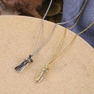 Afinmex™ Couple Hug Necklace