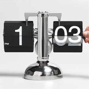 Afinmex™ Retro Metal Lcd Digital Clock